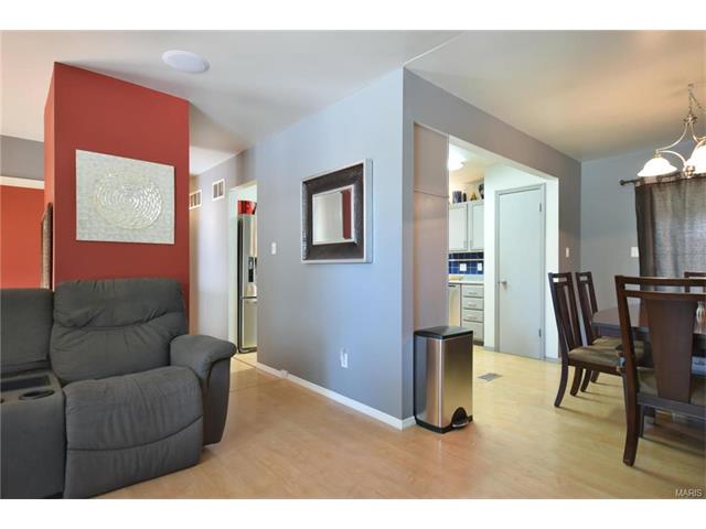 443 Talbert, Ballwin, MO 63021 photo 6