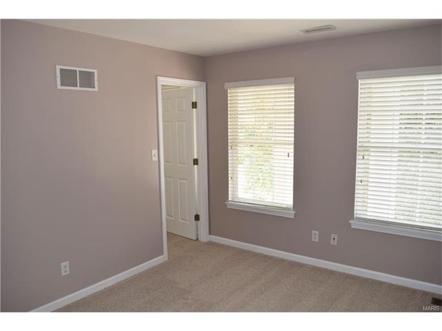 1331 Arbor Bluff Cir, Ballwin, MO 63021 photo 32