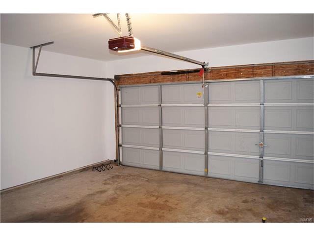 1331 Arbor Bluff Cir, Ballwin, MO 63021 photo 19