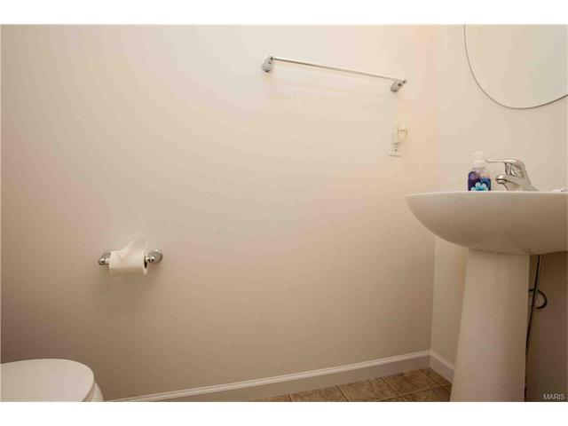 318 Wild Oak Dr, O'fallon, MO 63368 photo 15