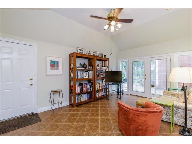 1312 Beverly, Glendale, MO 63122 photo 8