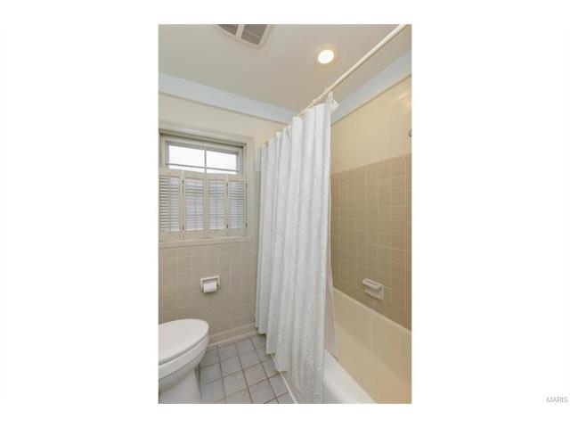 1312 Beverly, Glendale, MO 63122 photo 26