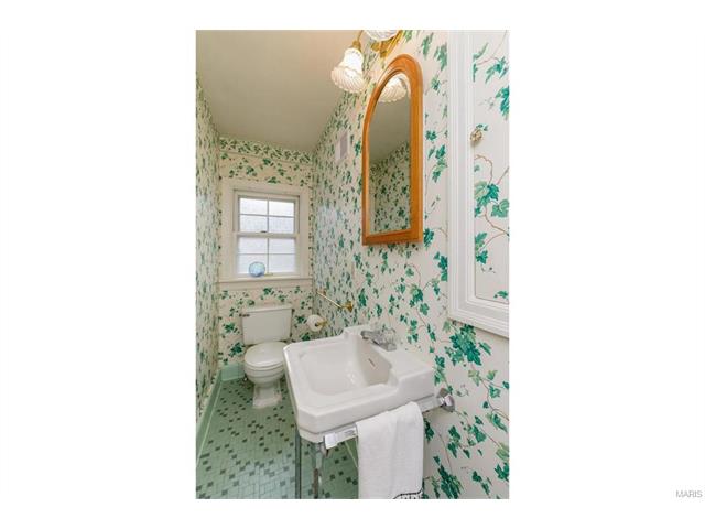 1312 Beverly, Glendale, MO 63122 photo 22