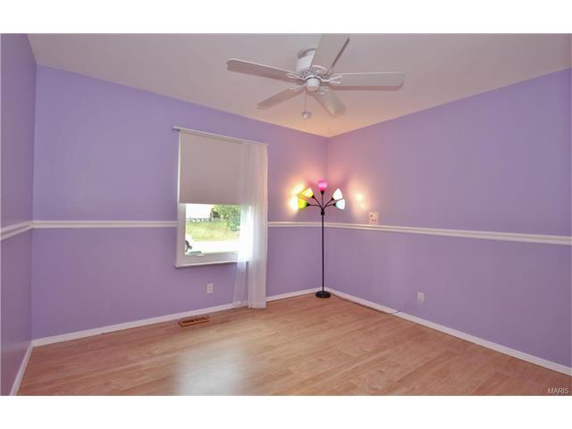 406 Dennison Estates Dr, Ballwin, MO 63021 photo 17