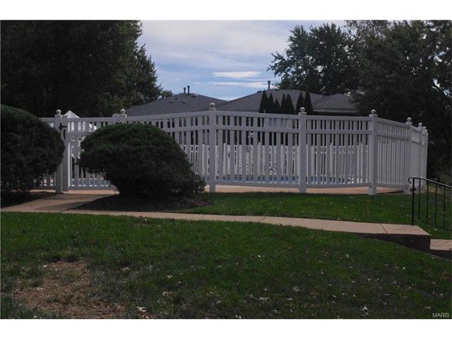 927 Claytonbrook Dr #4, Ballwin, MO 63011 photo 21