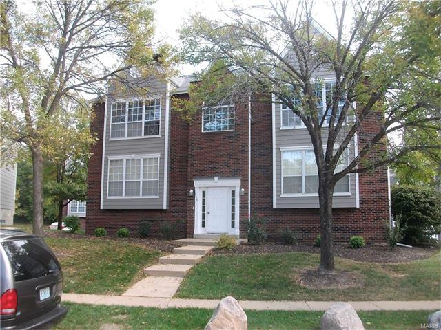 1319 Holgate Dr #D, Ballwin, MO 63021 photo 1