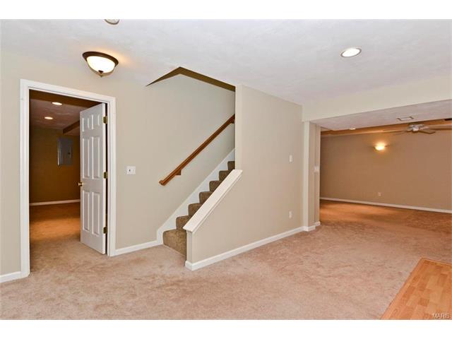 471 Chatham Dr, O'fallon, MO 63366 photo 12