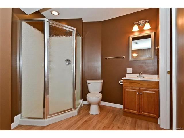 471 Chatham Dr, O'fallon, MO 63366 photo 7