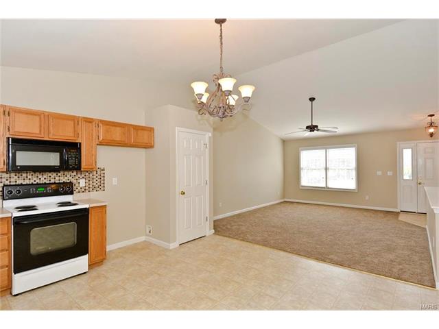 471 Chatham Dr, O'fallon, MO 63366 photo 19