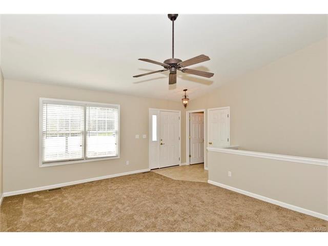 471 Chatham Dr, O'fallon, MO 63366 photo 17