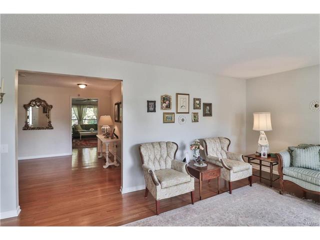 856 Sugar Hill Dr, Ballwin, MO 63021 photo 10