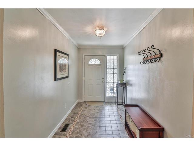 856 Sugar Hill Dr, Ballwin, MO 63021 photo 5