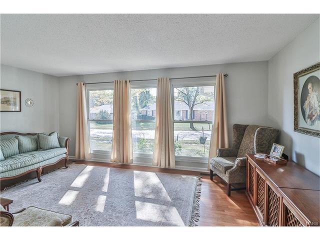 856 Sugar Hill Dr, Ballwin, MO 63021 photo 8