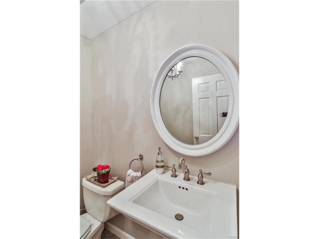 856 Sugar Hill Dr, Ballwin, MO 63021 photo 45
