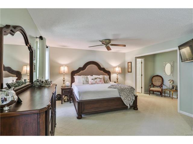 856 Sugar Hill Dr, Ballwin, MO 63021 photo 31
