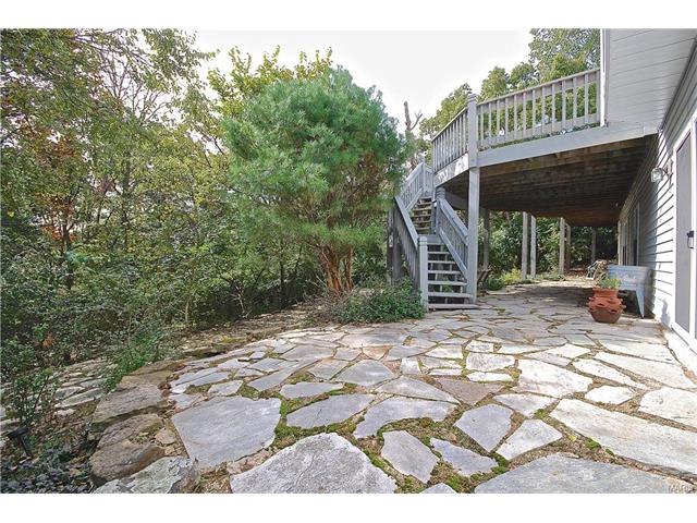 17488 Princeton Ridge Ct, Eureka, MO 63025 photo 34