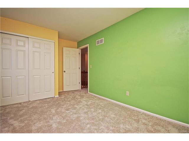 17488 Princeton Ridge Ct, Eureka, MO 63025 photo 24