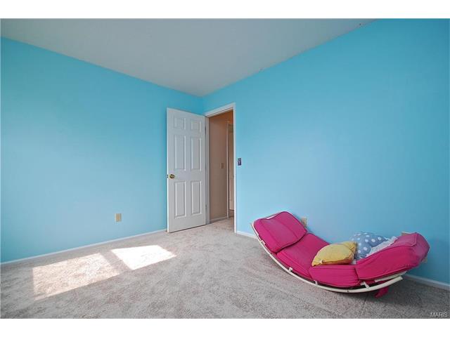 17488 Princeton Ridge Ct, Eureka, MO 63025 photo 20