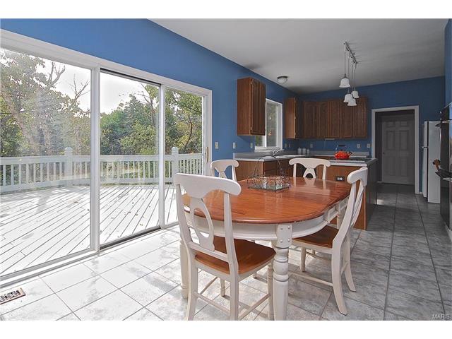 17488 Princeton Ridge Ct, Eureka, MO 63025 photo 9