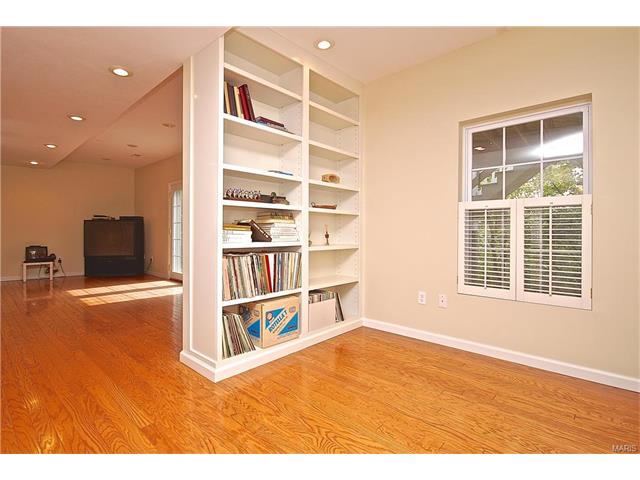17488 Princeton Ridge Ct, Eureka, MO 63025 photo 29