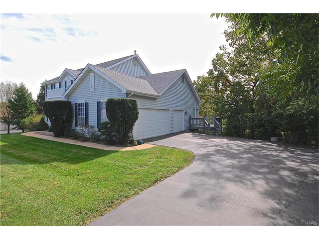 17488 Princeton Ridge Ct, Eureka, MO 63025 photo 35