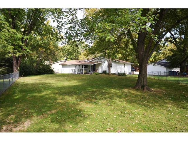 548 Blazedwood Dr, Ballwin, MO 63021 photo 5