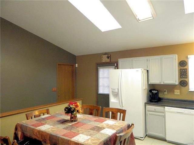 39 Jacqueline Cir, O'fallon, MO 63368 photo 7