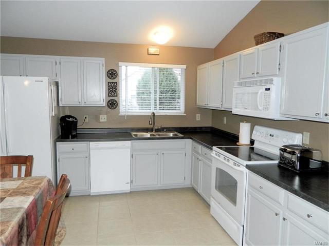 39 Jacqueline Cir, O'fallon, MO 63368 photo 8