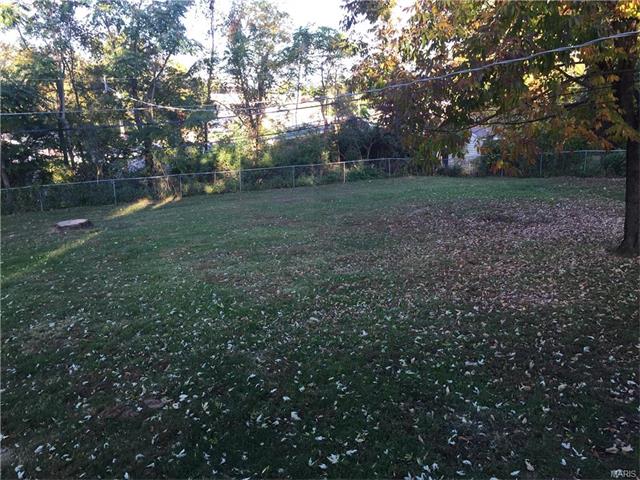 115 Lark Hill Ln, Ballwin, MO 63021 photo 13