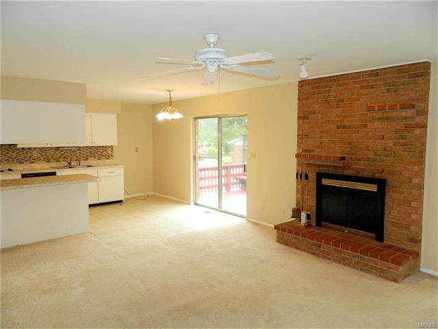 436 Hill Trail Dr, Ballwin, MO 63011 photo 12