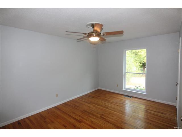 812 Phaeton Dr, Ballwin, MO 63021 photo 13