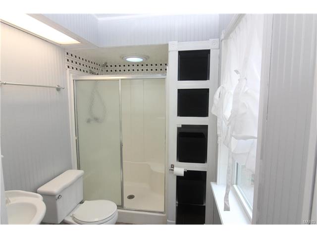 812 Phaeton Dr, Ballwin, MO 63021 photo 12