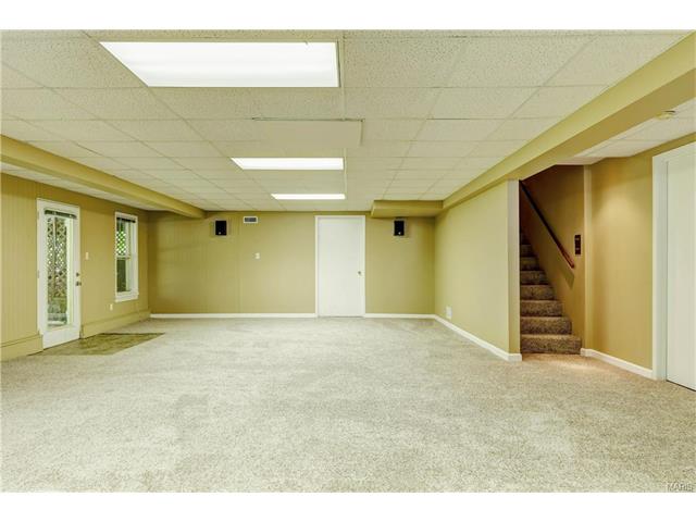 16052 Autumn Oaks Cir, Ellisville, MO 63021 photo 35