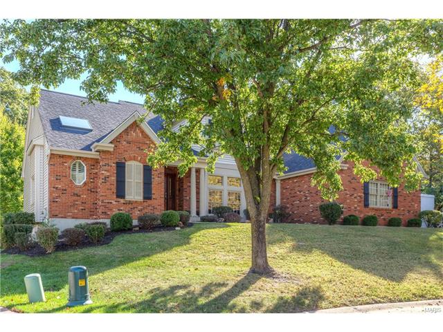 16052 Autumn Oaks Cir, Ellisville, MO 63021 photo 3