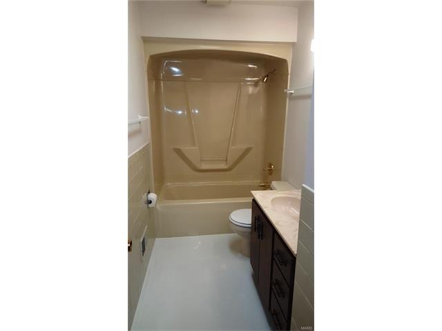 1401 Marsh Ave, Ellisville, MO 63011 photo 10