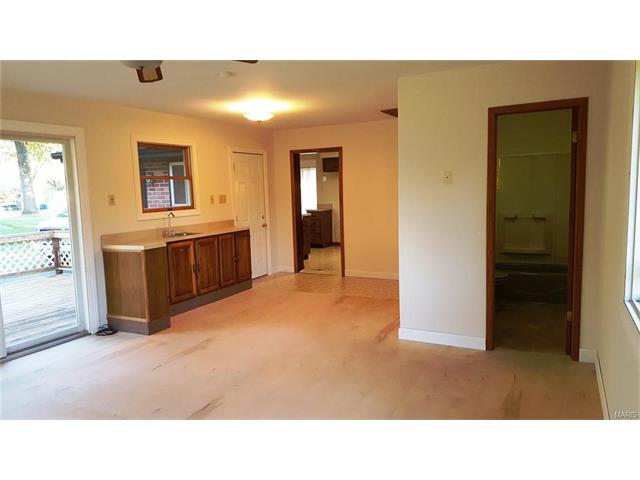 1401 Marsh Ave, Ellisville, MO 63011 photo 6