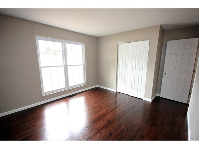 2711 Danforth Dr, Saint Louis, MO 63129 photo 16