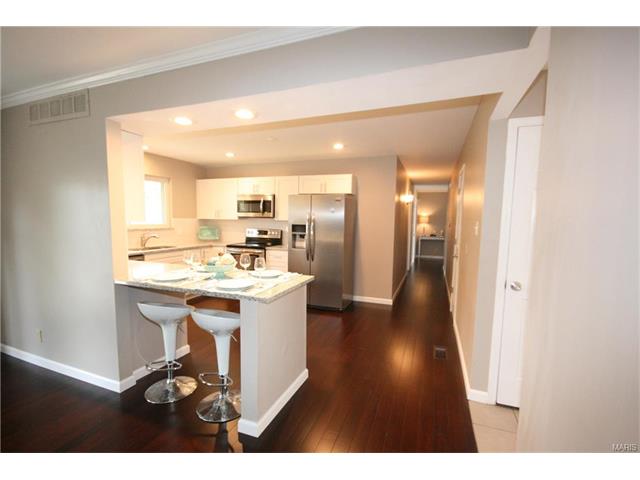 2711 Danforth Dr, Saint Louis, MO 63129 photo 11