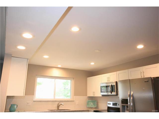 2711 Danforth Dr, Saint Louis, MO 63129 photo 31