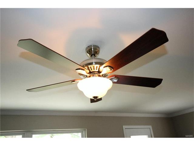 2711 Danforth Dr, Saint Louis, MO 63129 photo 30