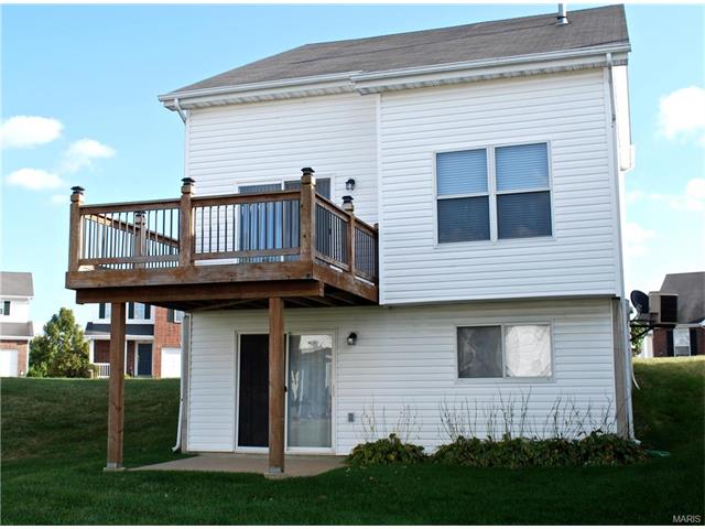218 Tyndale Dr, O'fallon, MO 63366 photo 3