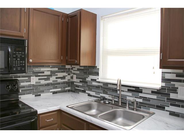 511 Merribrook, O'fallon, MO 63368 photo 9