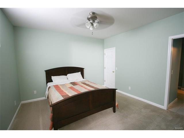 1126 Whitegate Ct, O'fallon, MO 63366 photo 20