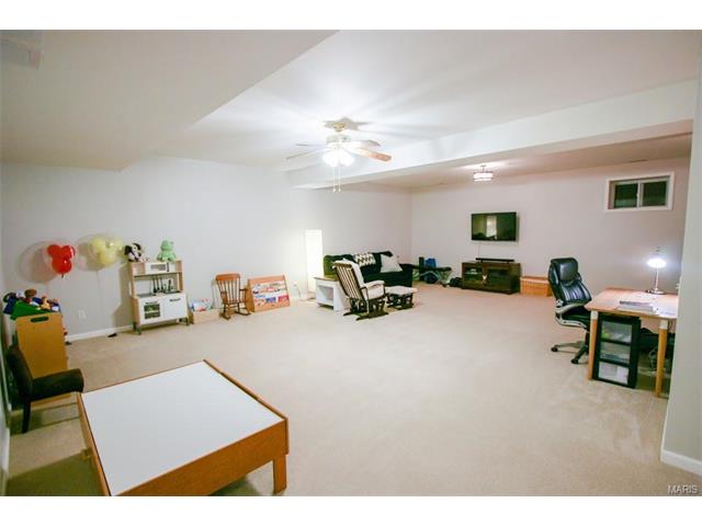1126 Whitegate Ct, O'fallon, MO 63366 photo 16