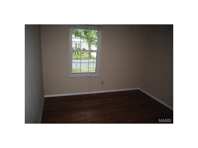 433 Melanie Mdws, Ballwin, MO 63021 photo 10