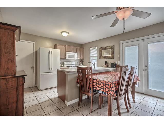 712 Larkspur Ln, O'fallon, MO 63366 photo 5