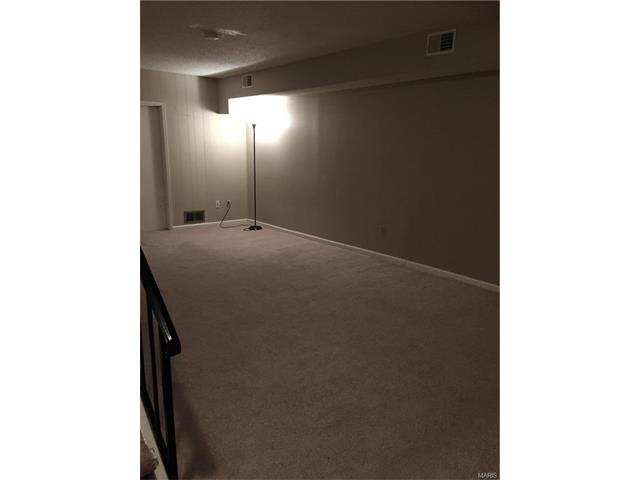 201 Braeshire #G, Ballwin, MO 63021 photo 11