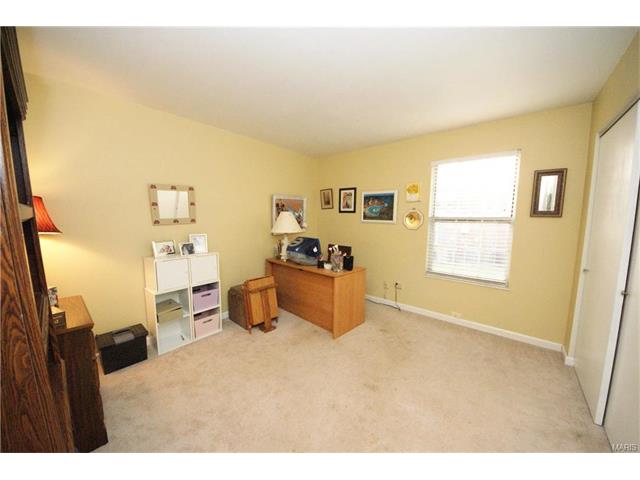 708 Ridgeside #D, Ballwin, MO 63021 photo 9