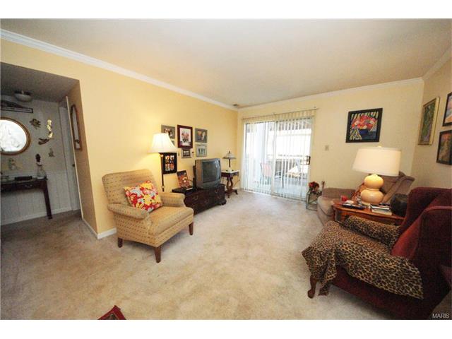 708 Ridgeside #D, Ballwin, MO 63021 photo 5
