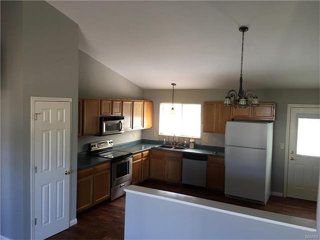 13 Jacqueline, O'fallon, MO 63368 photo 5